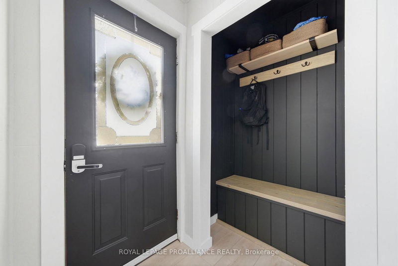 2292 Hamilton Rd, Trenton, K8V 5P8 | Image 3