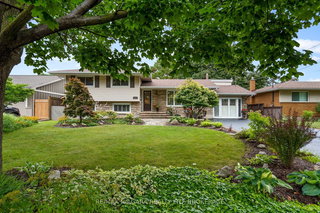 44 Lockview Crescent