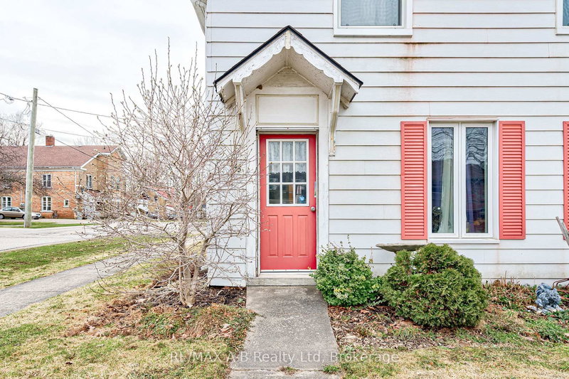 145 St George St, West Perth, N0K 1N0 | Image 2