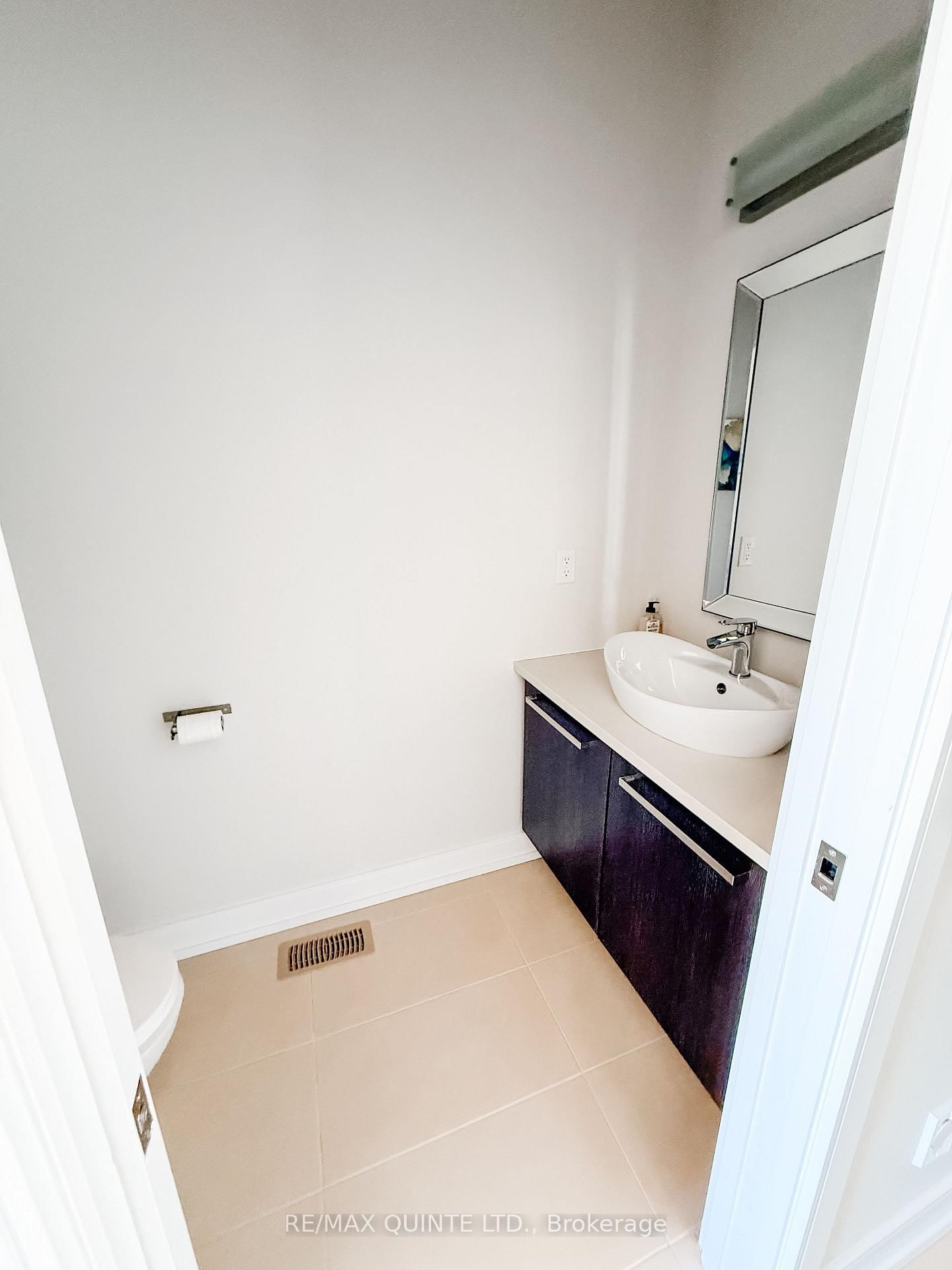 362 Roosevelt Avenue - Photo 17