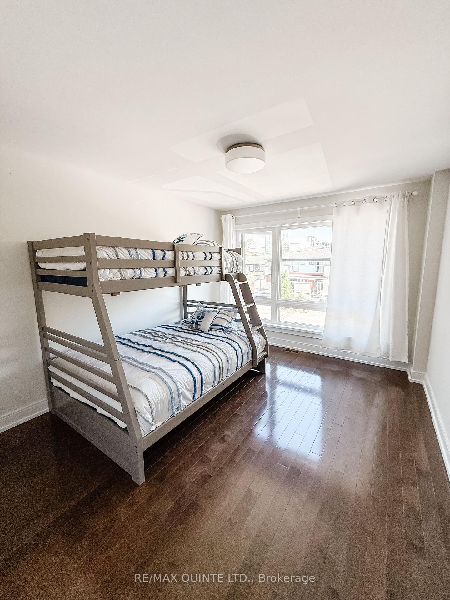 362 Roosevelt Avenue - Photo 26