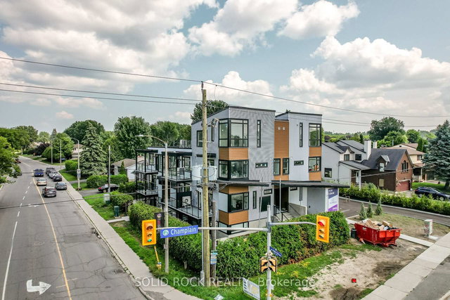 Unit 9 The Butterfly - 845 Champlain Street