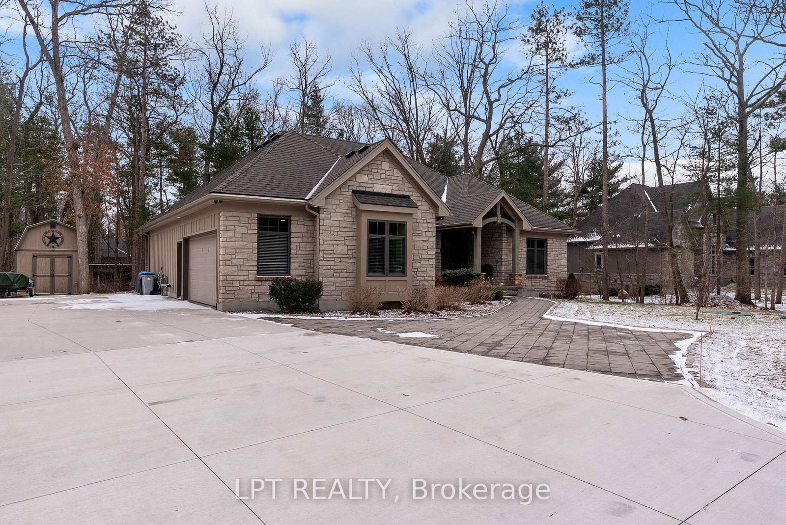 Listing Image 5