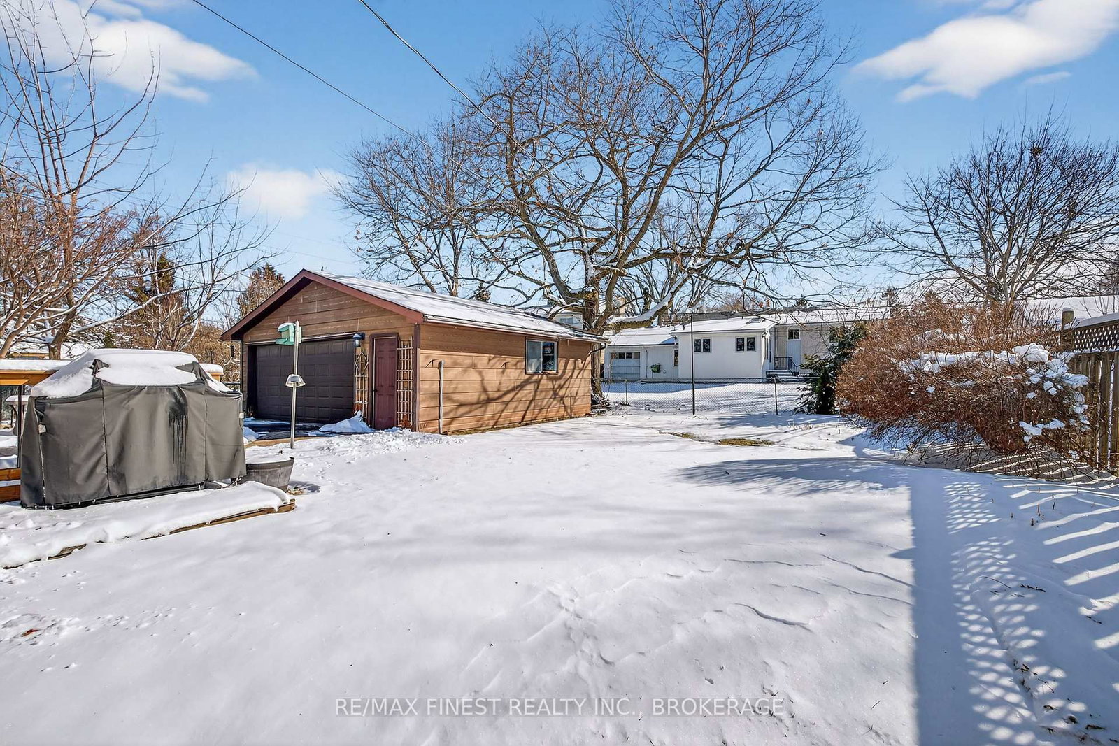 Listing Image 33