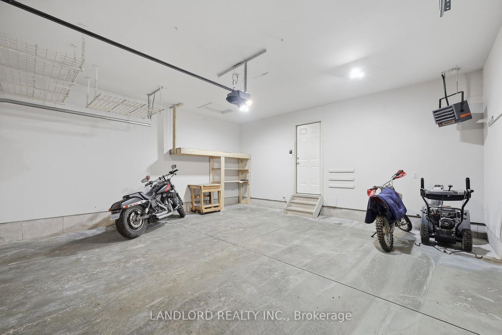Listing Image 41