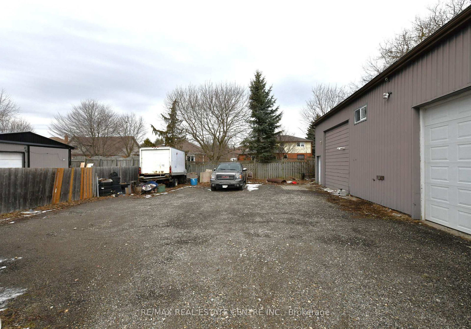 Listing Image 28