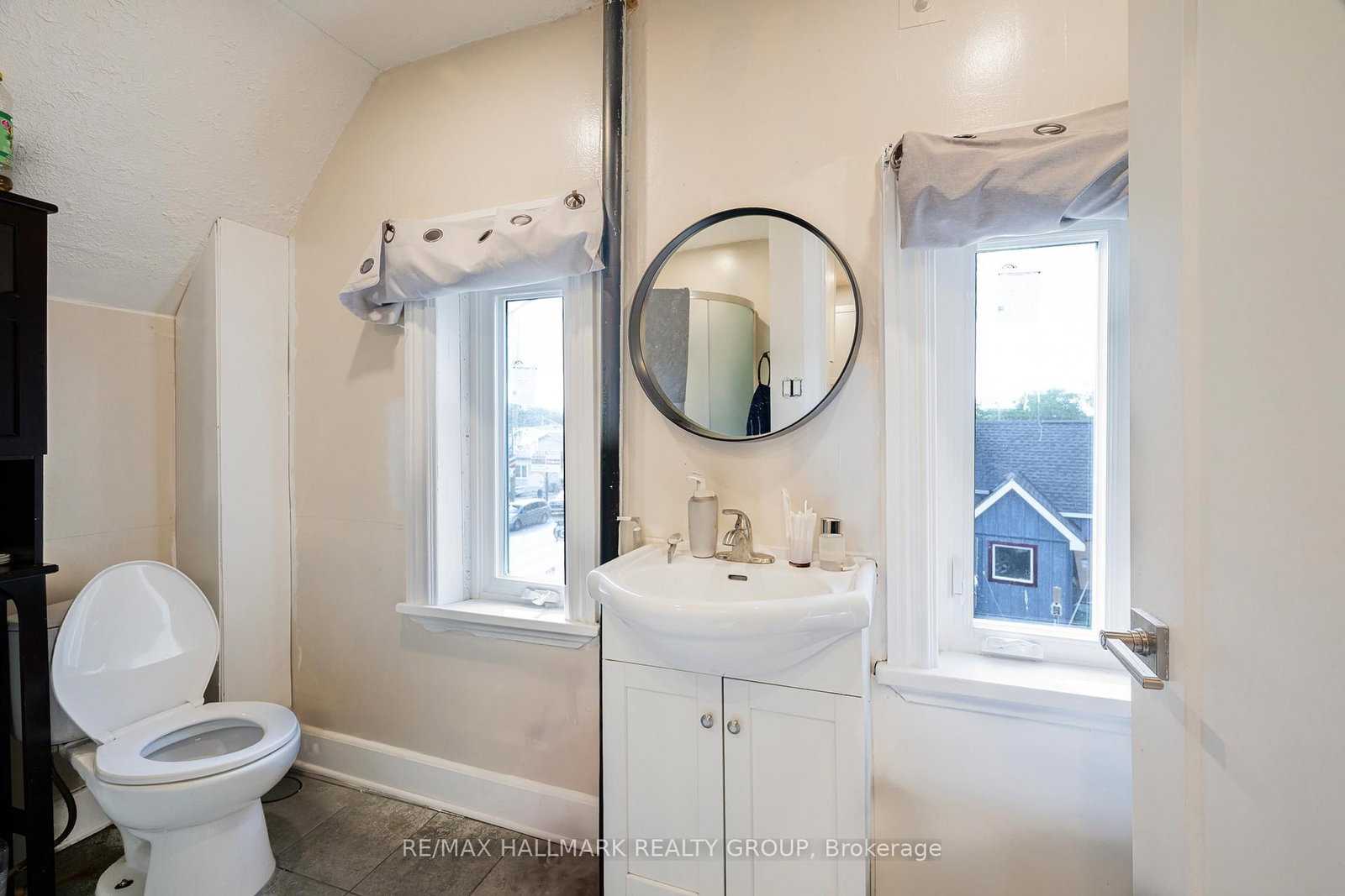 5561 Manotick Main Street, Unit 1 - Photo 6