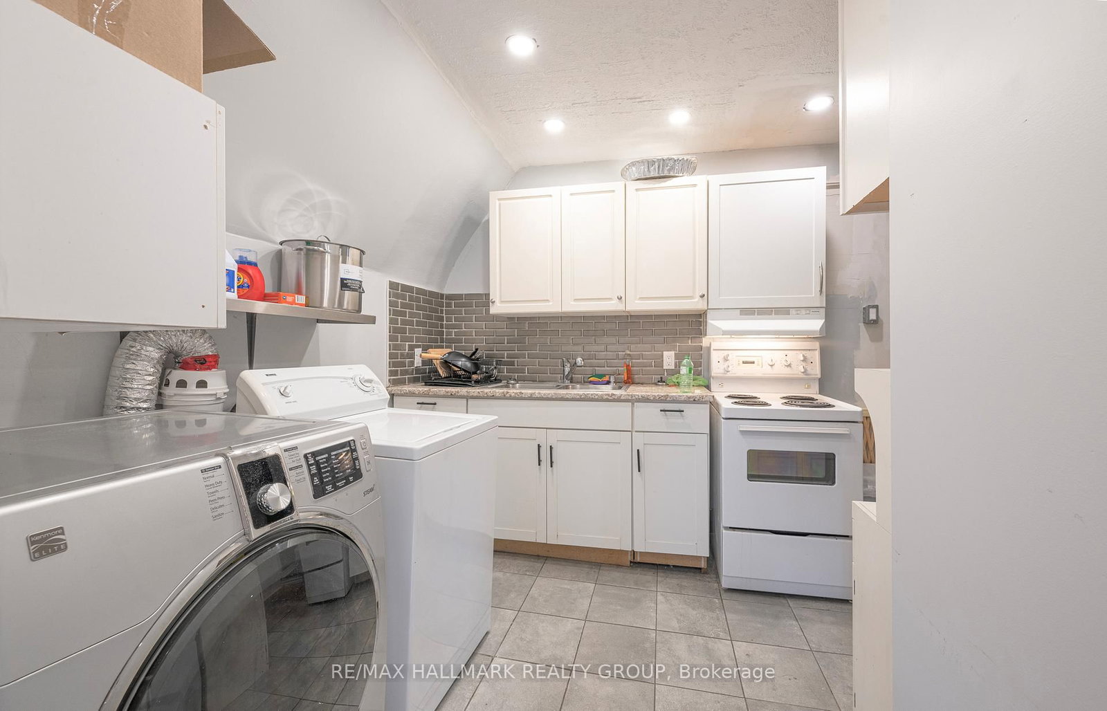 5561 Manotick Main Street, Unit 1 - Photo 7