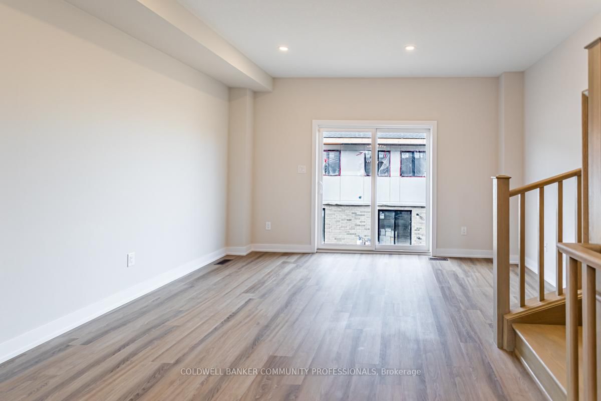 Townhouse for sale at 29 Wilings Lane, Hamilton, Ontario, L9G 0H3 - Ancaster - MLS: X12901294