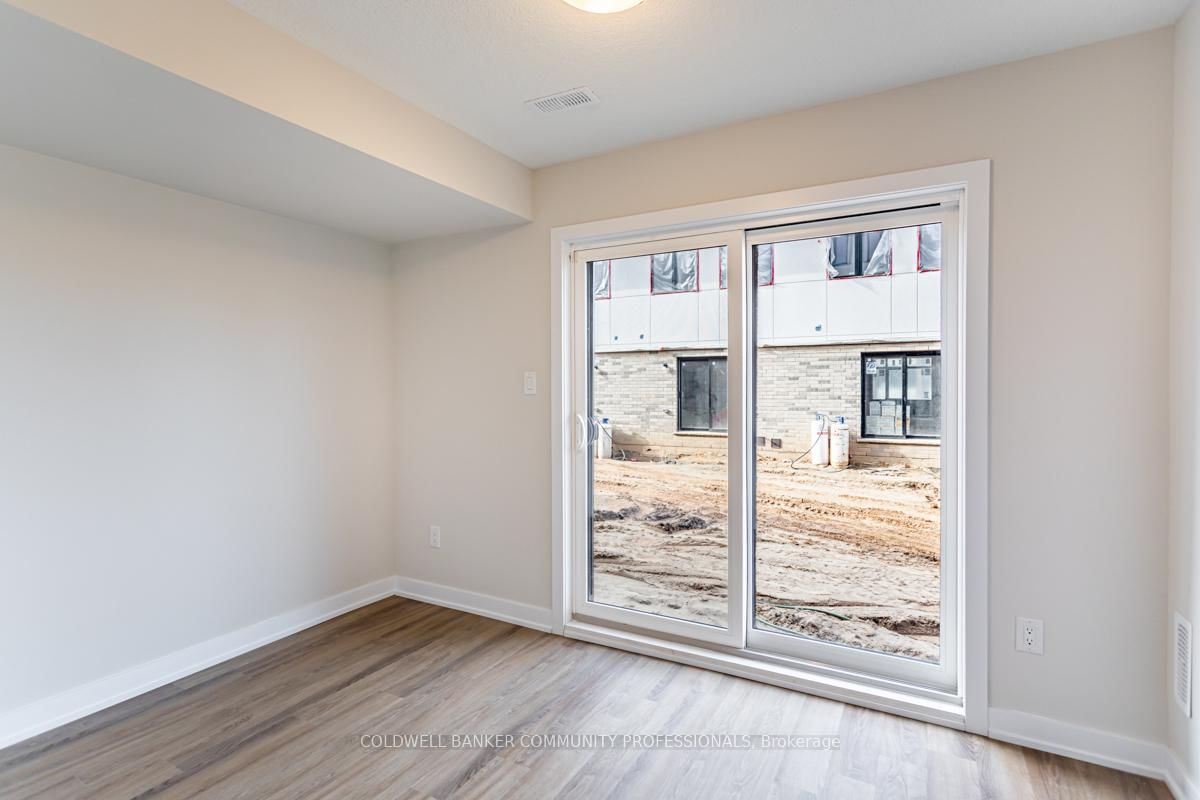 Townhouse for sale at 29 Wilings Lane, Hamilton, Ontario, L9G 0H3 - Ancaster - MLS: X12901294