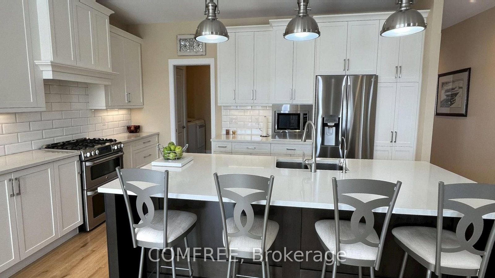 Listing Image 15