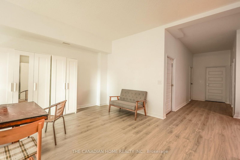 304 - 160 King St N, Waterloo, N2J 2Y2 | Image 2