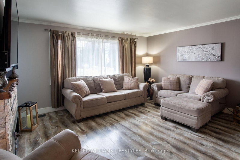 22 Charles St, Thames Centre, N0L 1G2 | Image 3