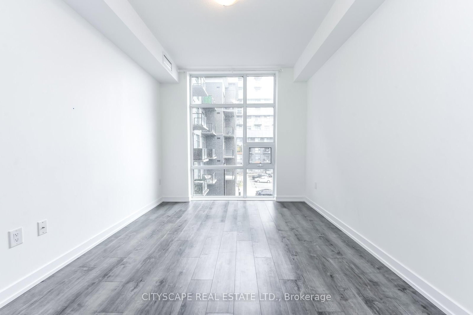 450 Dundas Street E, Unit 323 - Photo 12