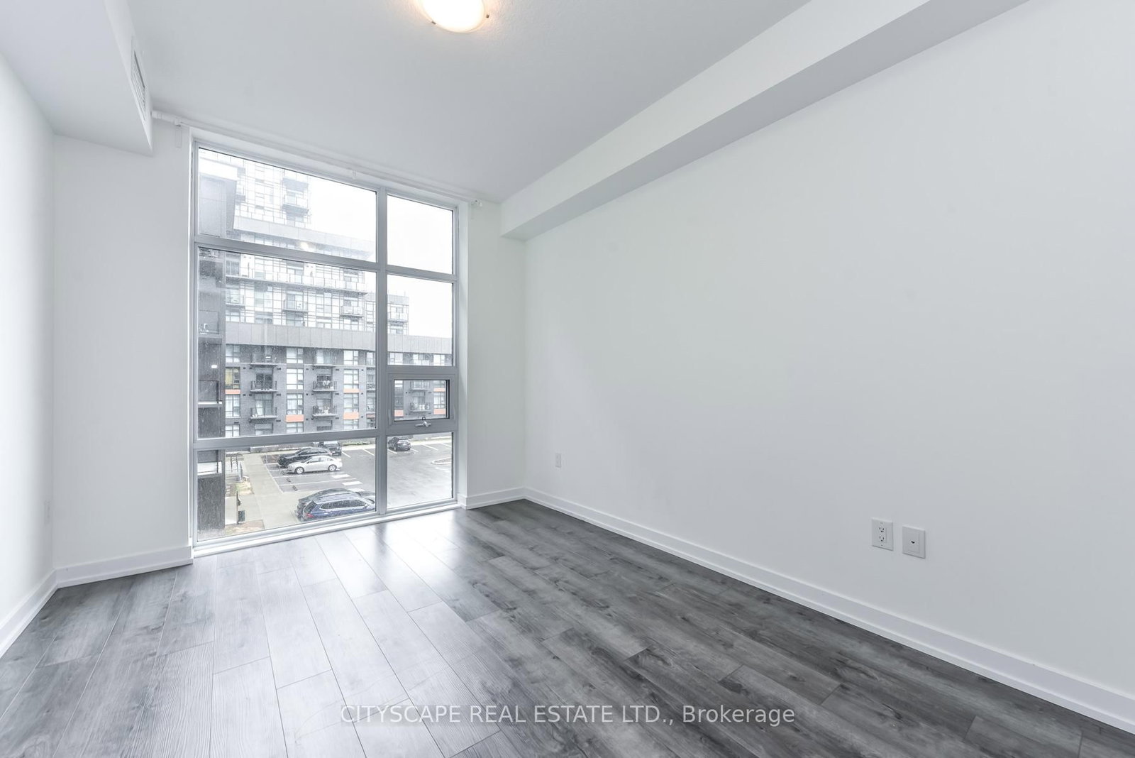 450 Dundas Street E, Unit 323 - Photo 14