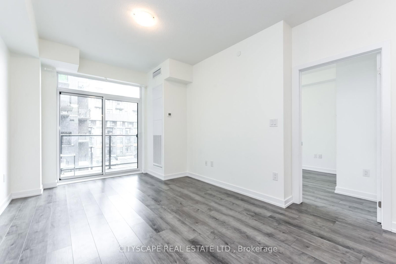 450 Dundas Street E, Unit 323 - Photo 16