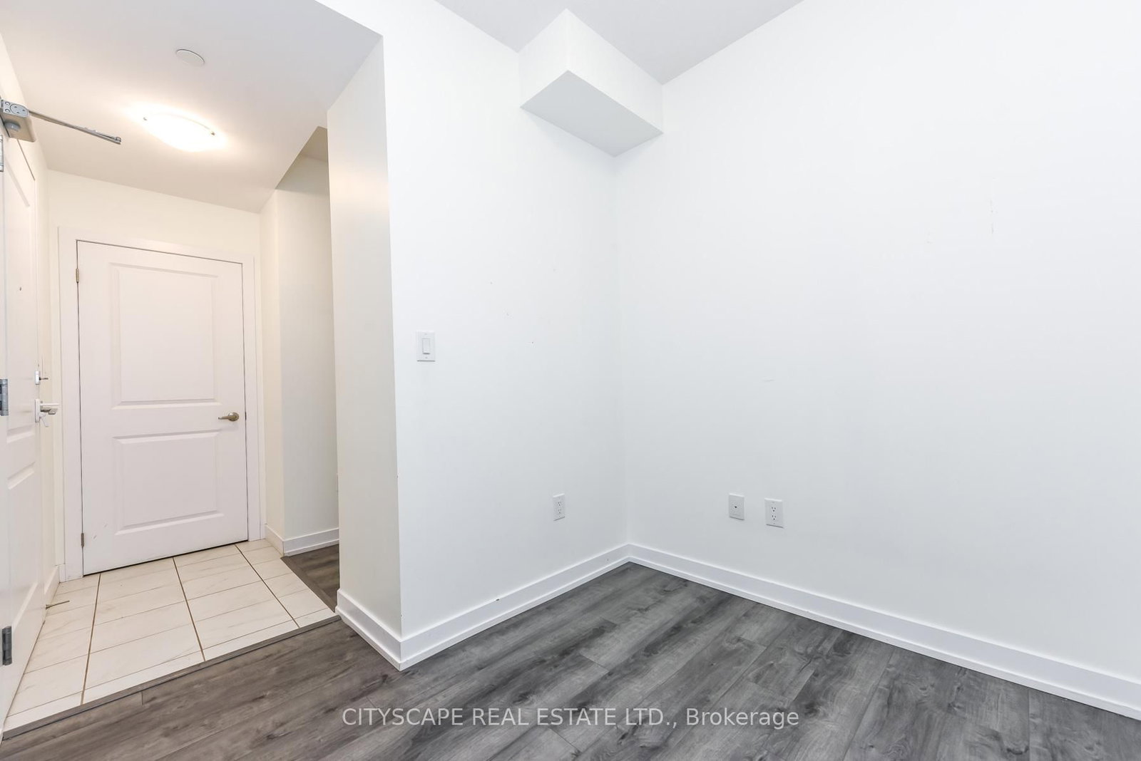450 Dundas Street E, Unit 323 - Photo 23