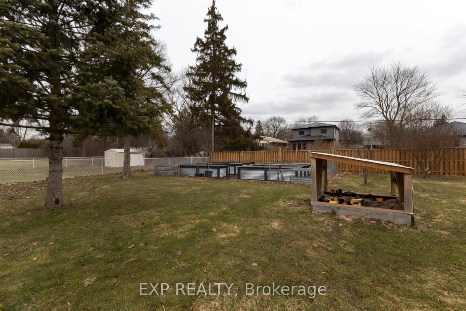 Listing Image 40