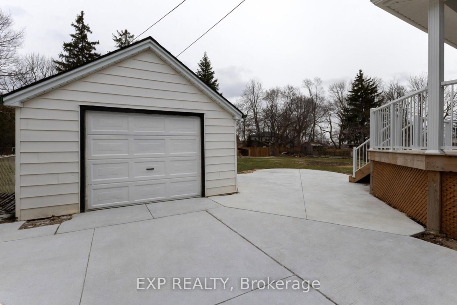 Listing Image 43