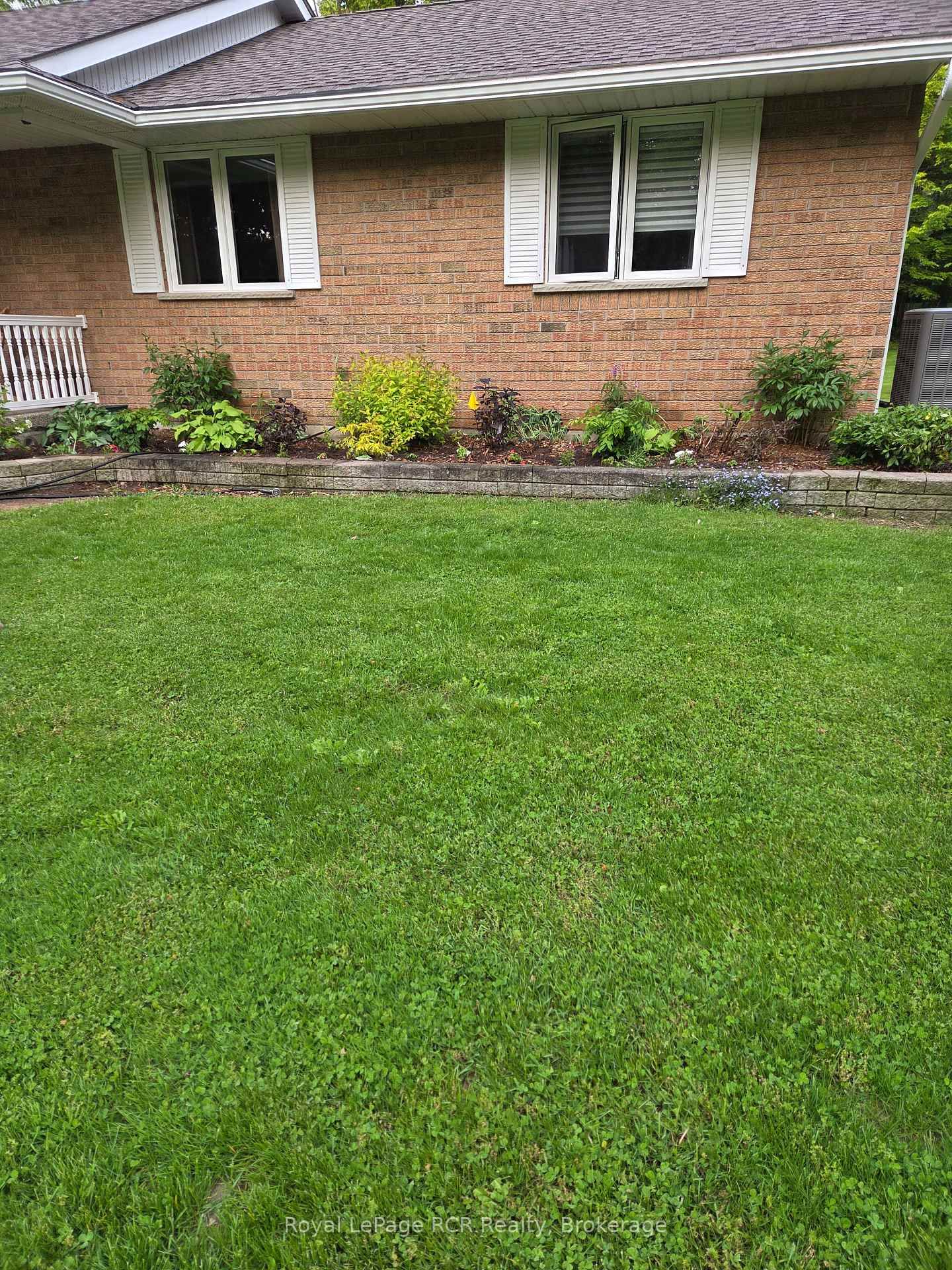 Listing Image 40