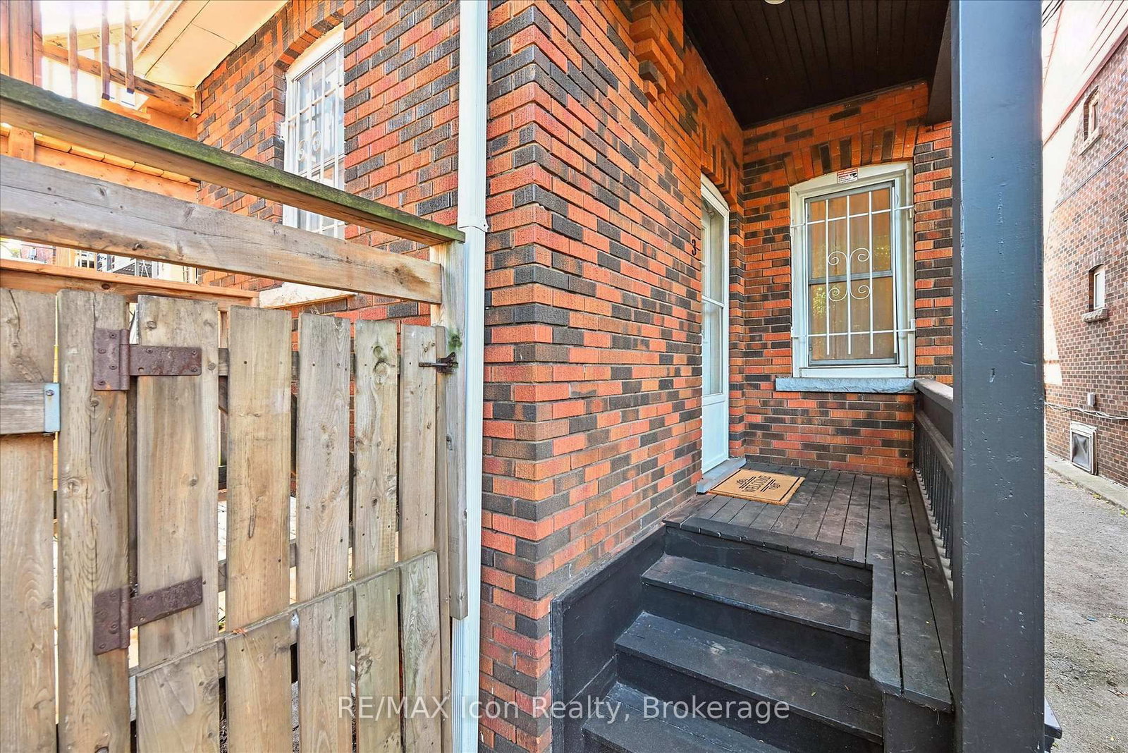 Listing Image 49
