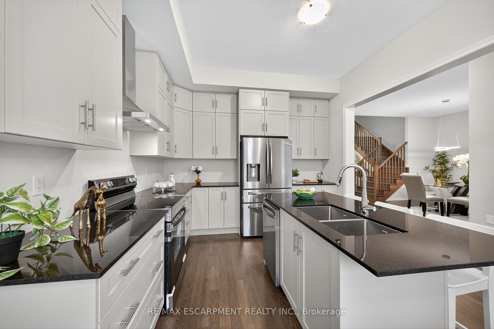 67 Starfire Crescent