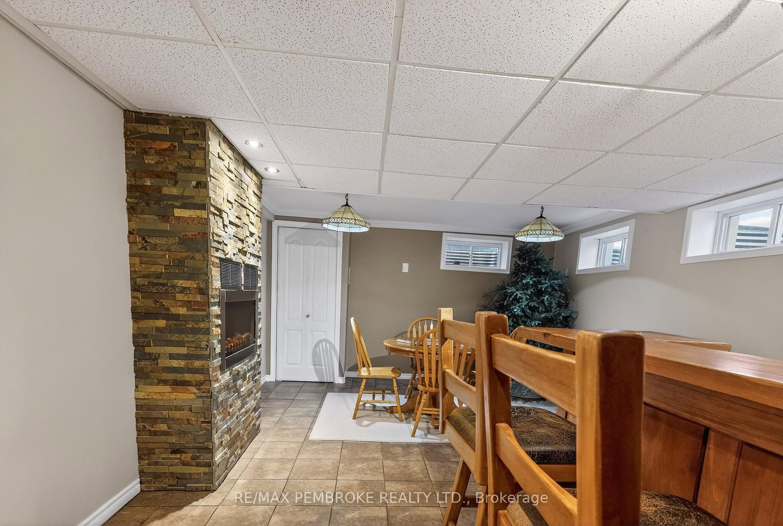 Listing Image 27