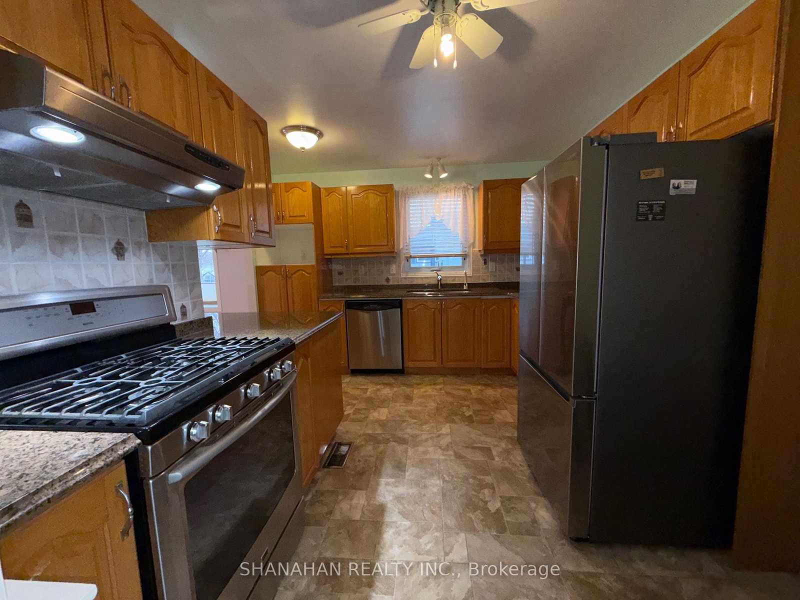 Semi-Detached House for sale at 11-2 Stewart Street, Strathroy-Caradoc, Ontario, N7G 1A1 - SE - MLS: X12901952