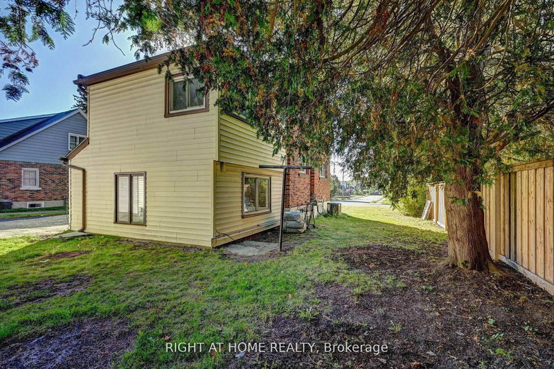 #Bsmt - 10 Monroe St, Cambridge, N1R 2C5 | Image 3