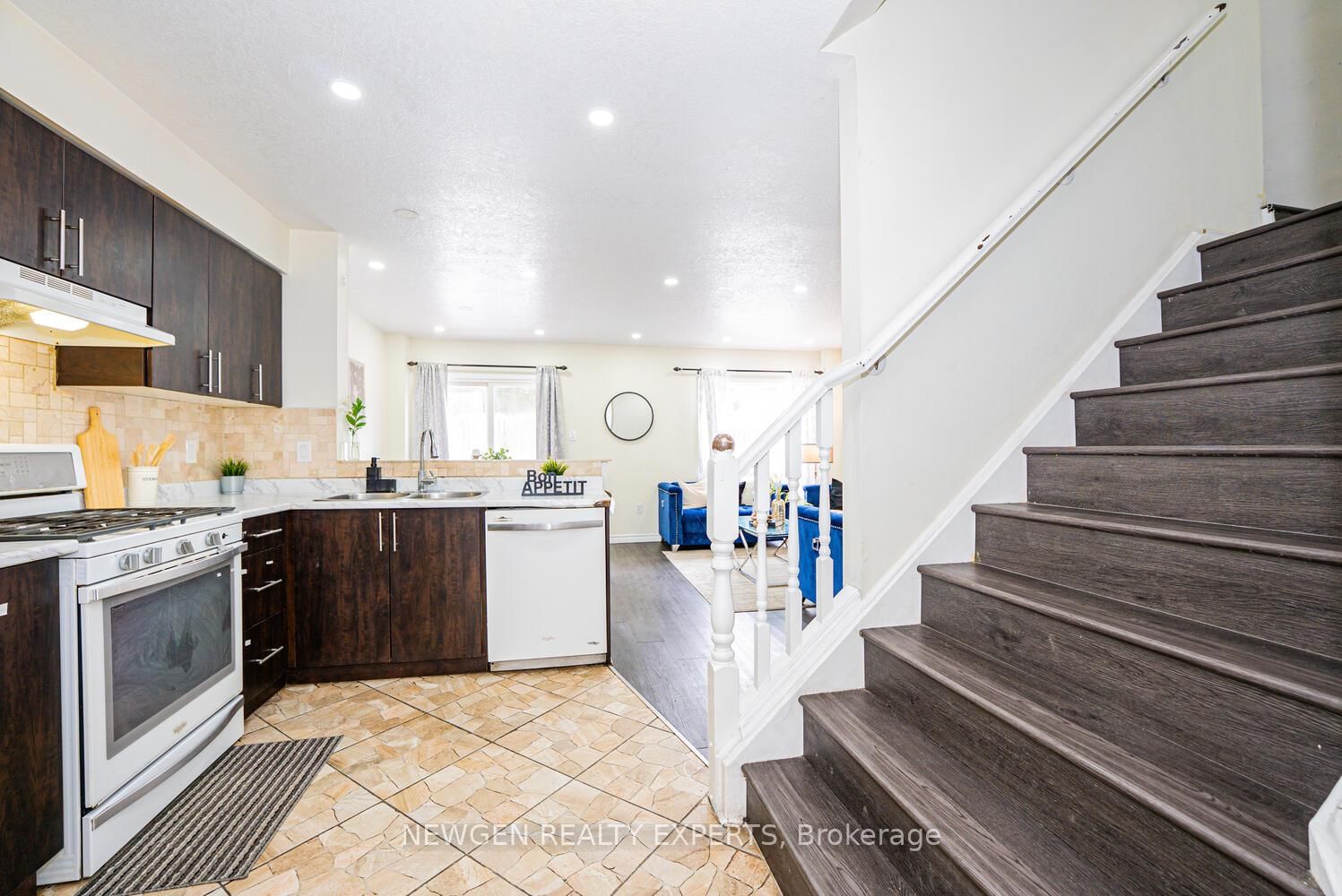 1465 Old Zeller Drive - Photo 9