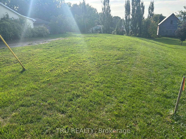 9 Wellington Street W