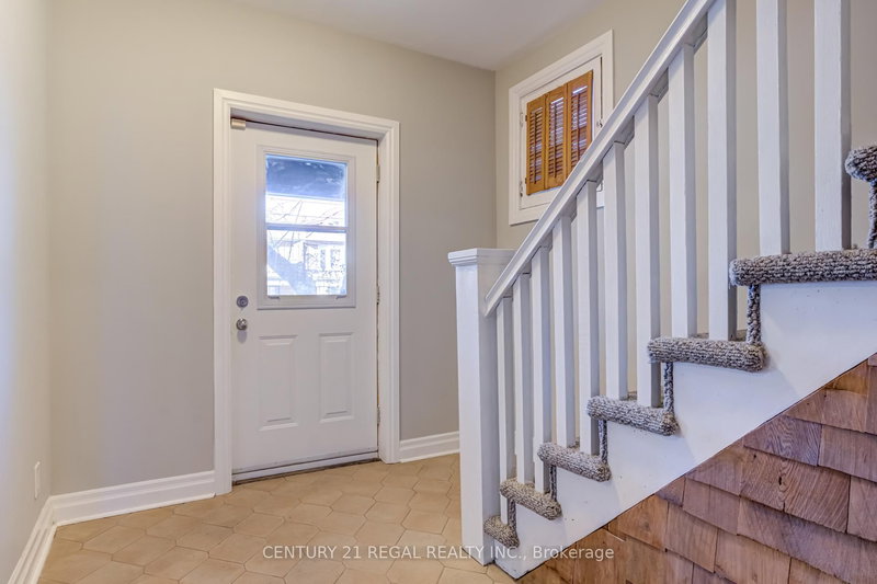 184 Maplewood Ave, Hamilton, L8M 1X7 | Image 3