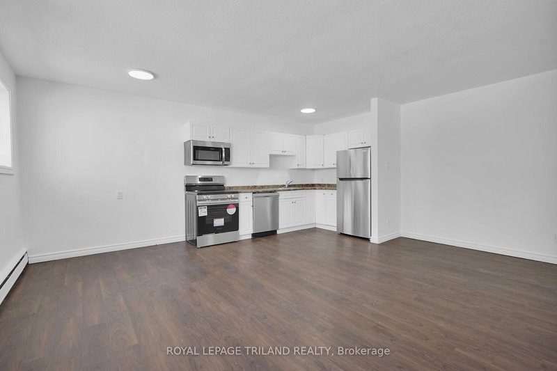 306 - 25 Orchard St, London South, N6J 2R4 | Image 3