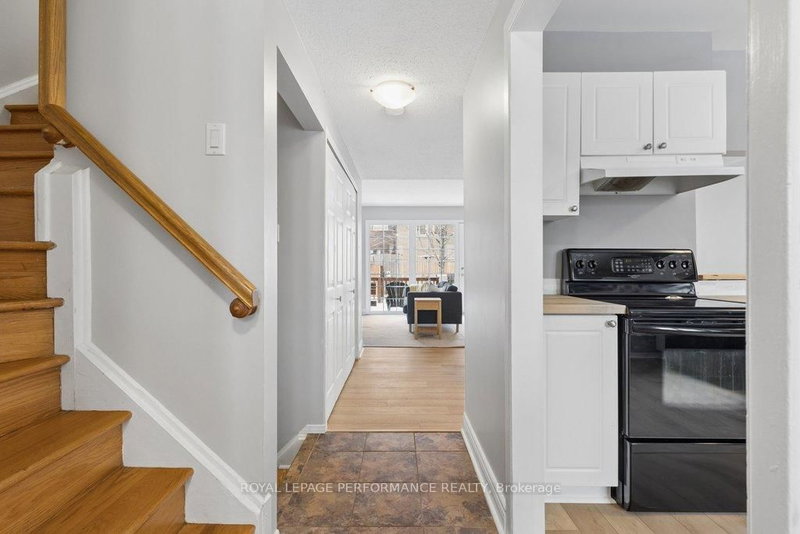 920 Walkley Rd, Ottawa, K1V 6R5 | Image 2