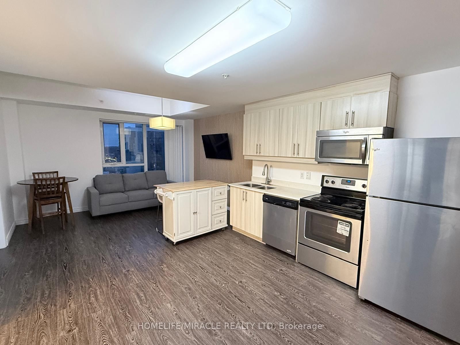 158 King Street N, Unit 1202 - Photo 8