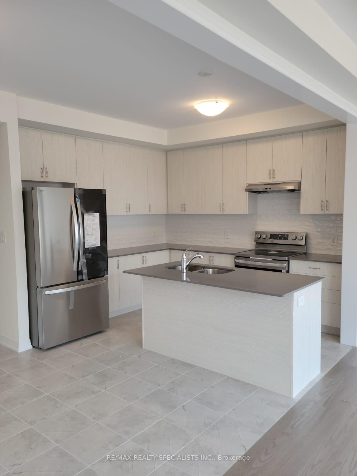 15 Blacklock Street, Unit 7 - Photo 3