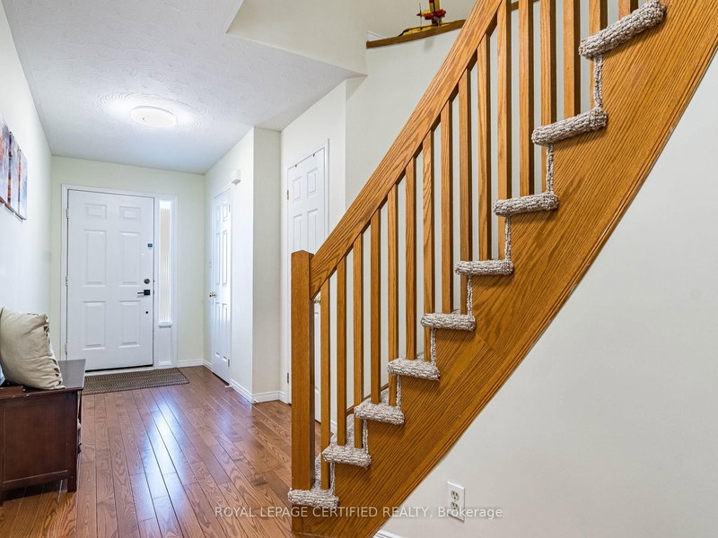 7 - 255 Mount Albion Rd, Hamilton, L8K 6P7 | Image 2