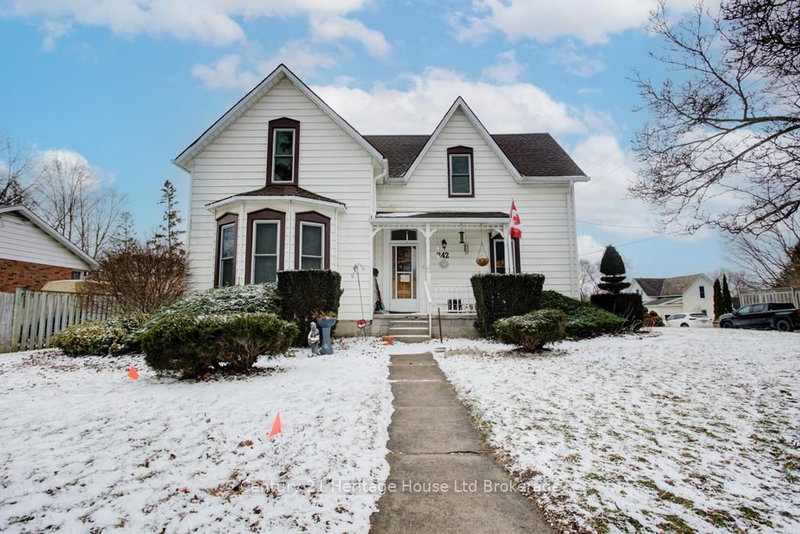 home for sale on 242 Wonham Street S