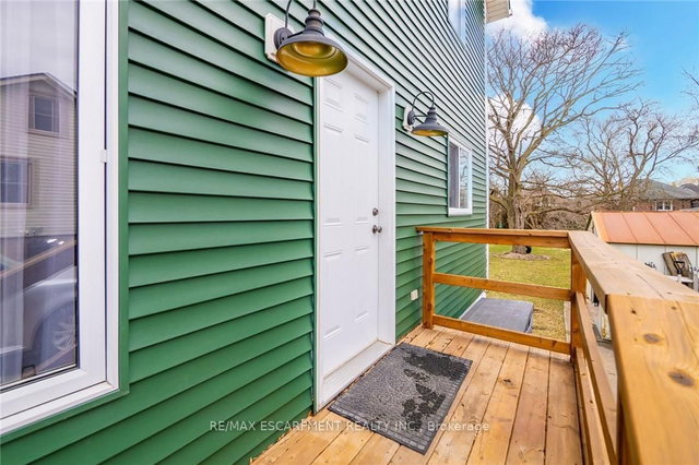 29 Quaker Road