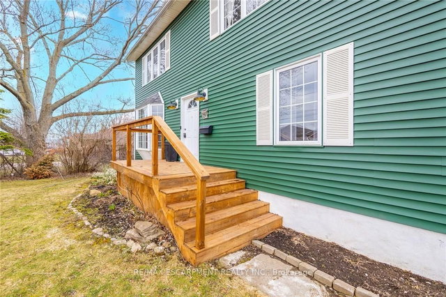 29 Quaker Road