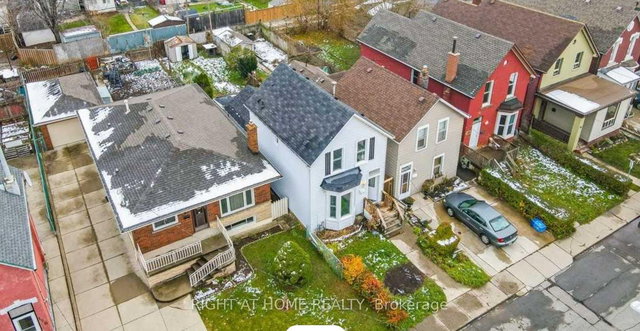 120 Tisdale Street N