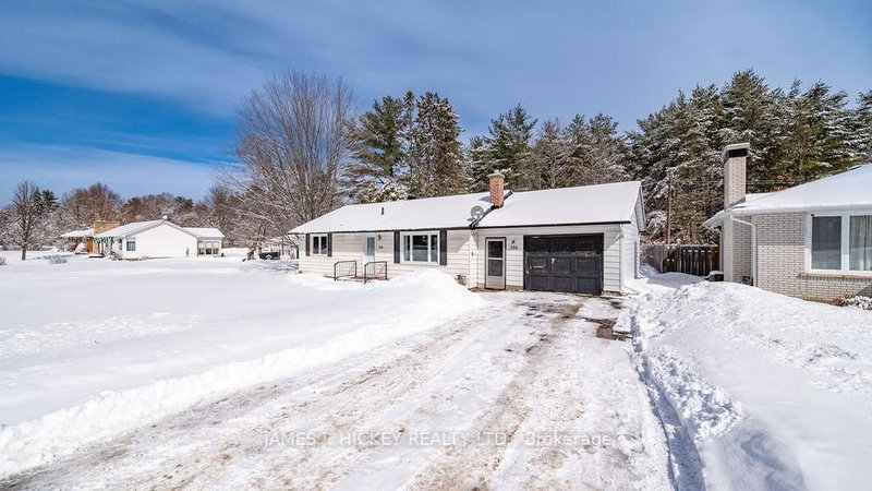 home for sale on 33416 Hwy 17 Highway W