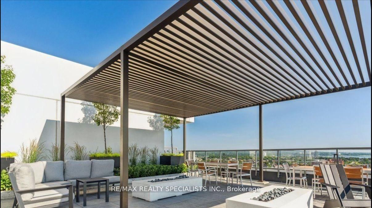 Condo for sale at 1016-212 King William Street, Hamilton, Ontario, L8R 3N9 - Beasley - MLS: X12902872