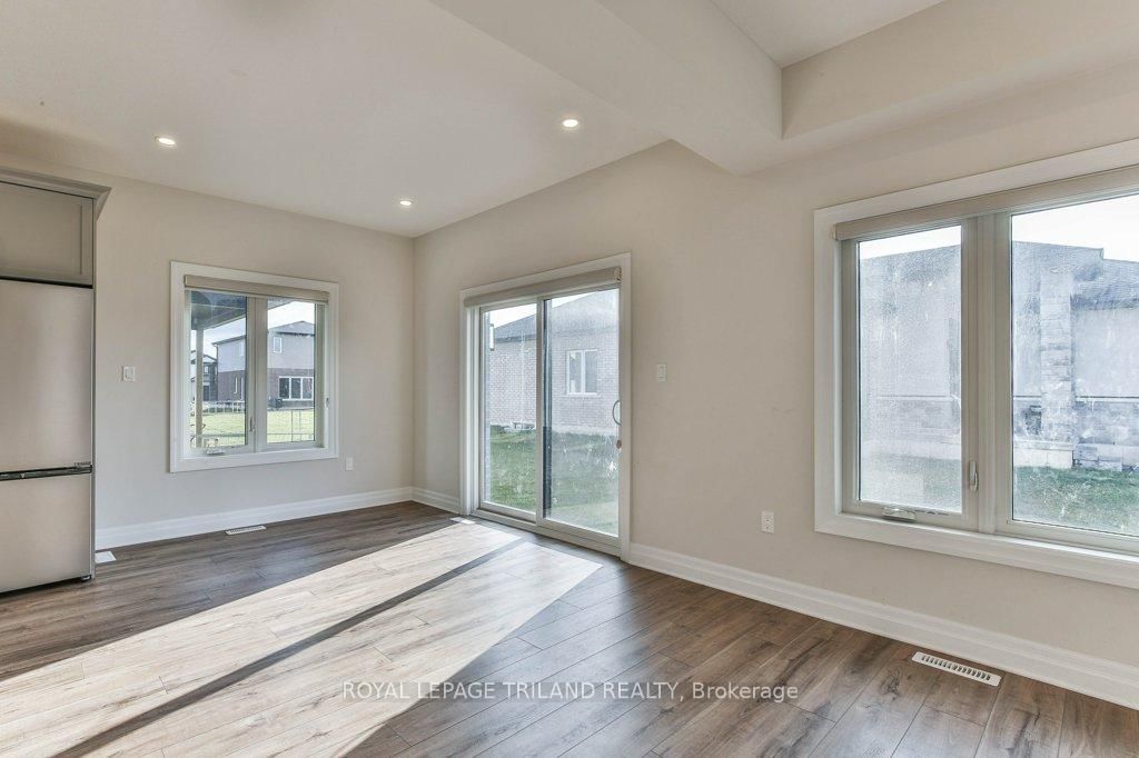 83 GREENE Street • South Huron, ON photo 17