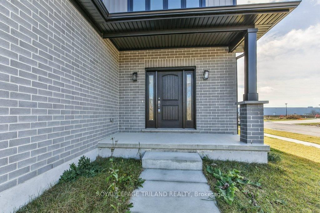 83 GREENE Street • South Huron, ON photo 4