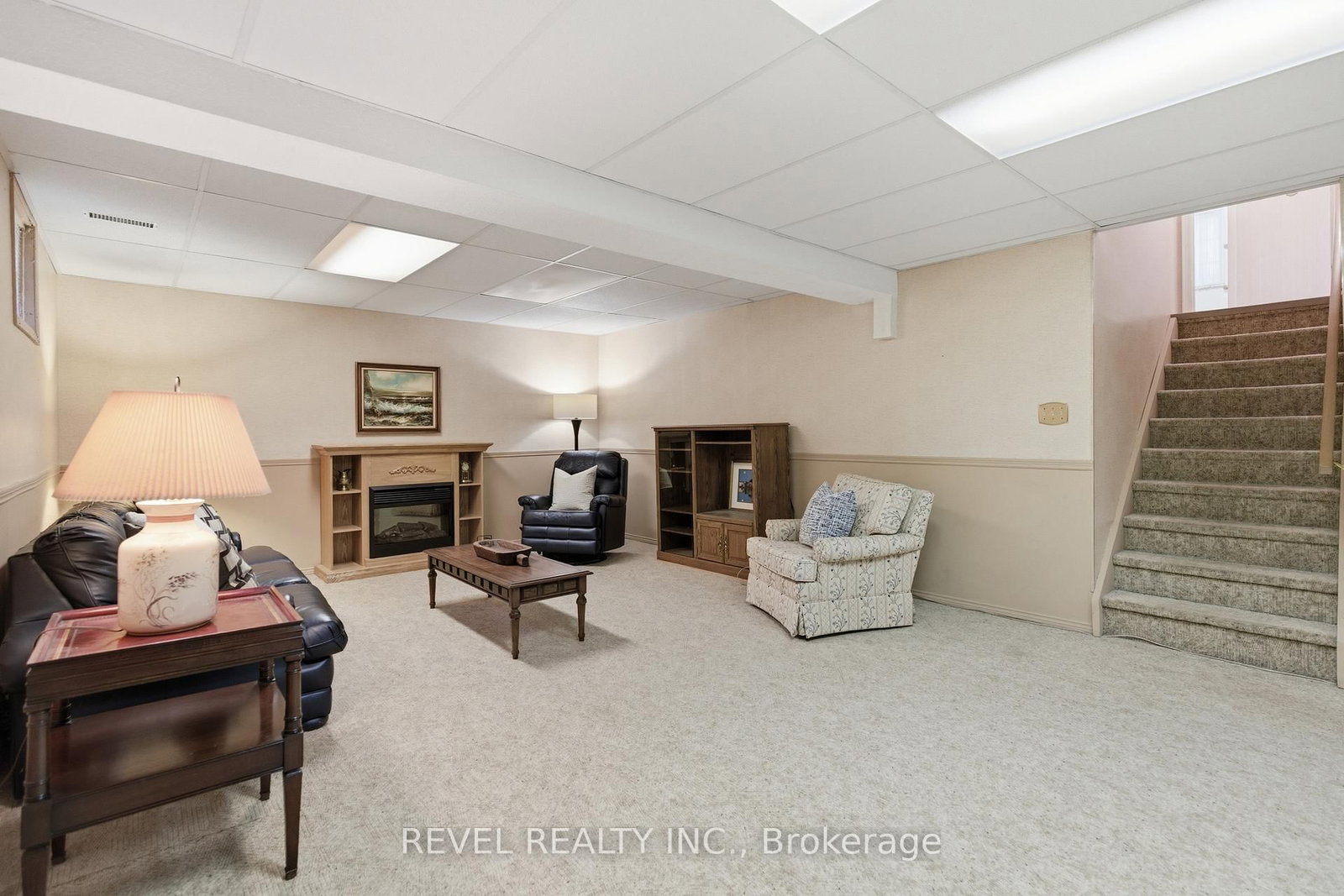 Detached House for sale at 3 Elderwood Drive, St. Catharines, Ontario, L2S 3E9 - Grapeview - MLS: X12903272