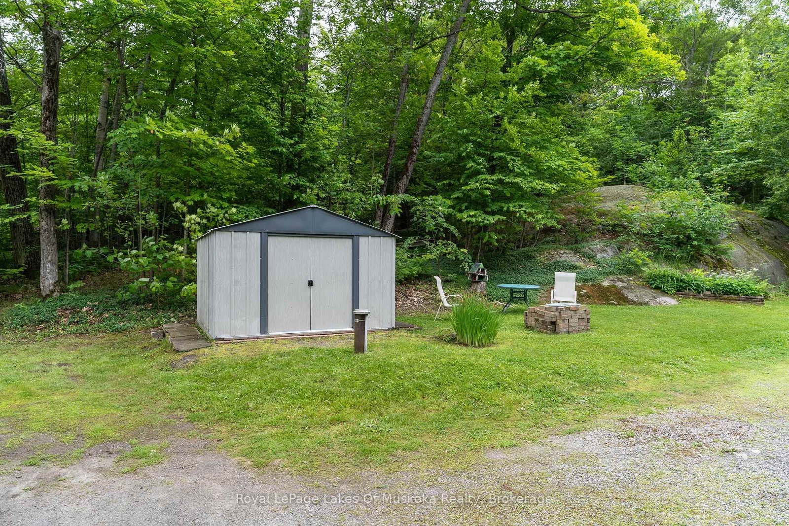 2709 Muskoka District 118 Road W • Muskoka Lakes, ON photo 14