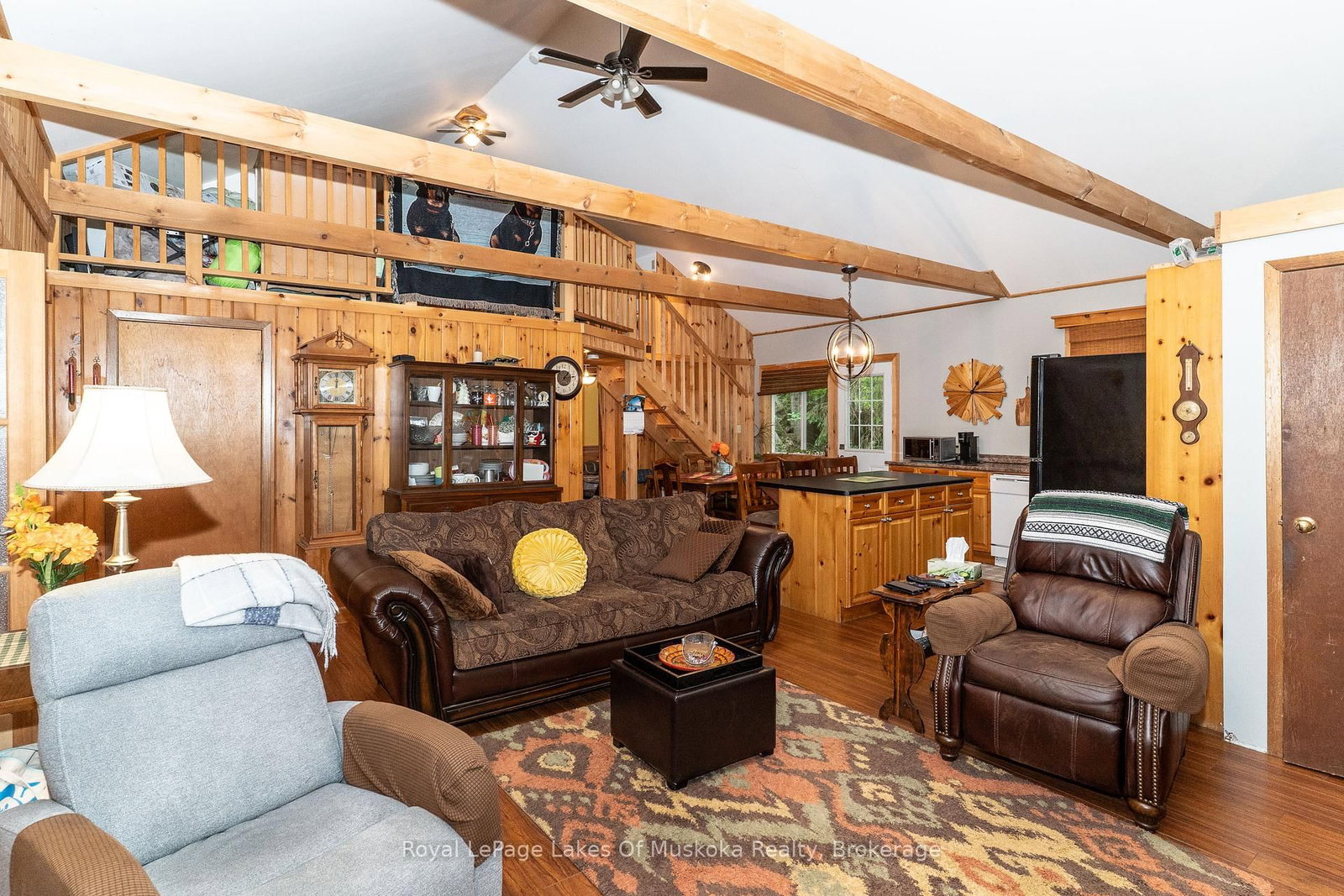 2709 Muskoka District 118 Road W • Muskoka Lakes, ON photo 18