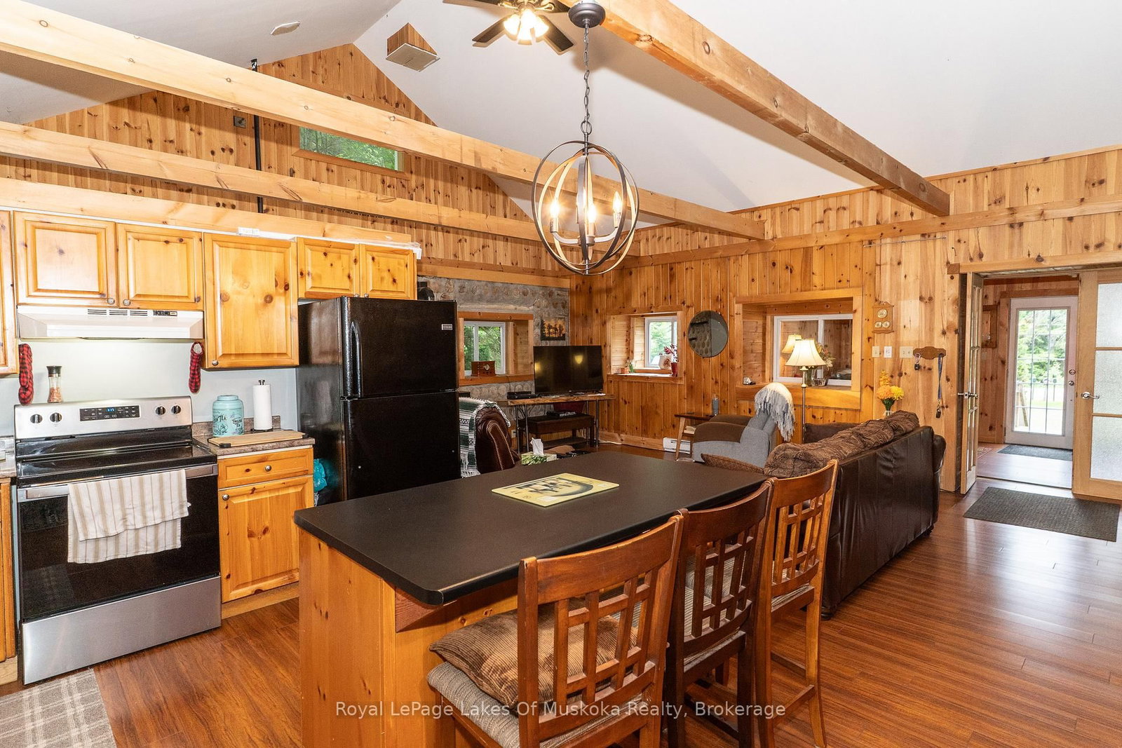 2709 Muskoka District 118 Road W • Muskoka Lakes, ON photo 24