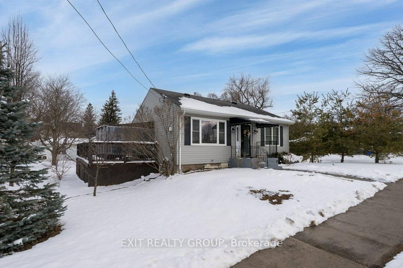 home for sale on 96 Elgin Street